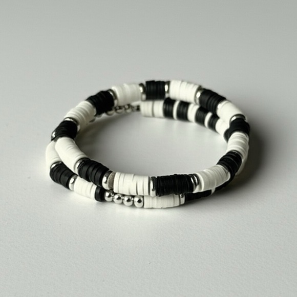 NEW Handmade Clay Bead Bracelet Set of 2 Black & White Chic One Size Dainty Boho - Picture 2 of 4